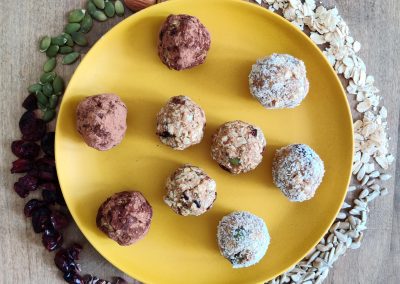 Energy Balls – Almond Cranberry Ginger